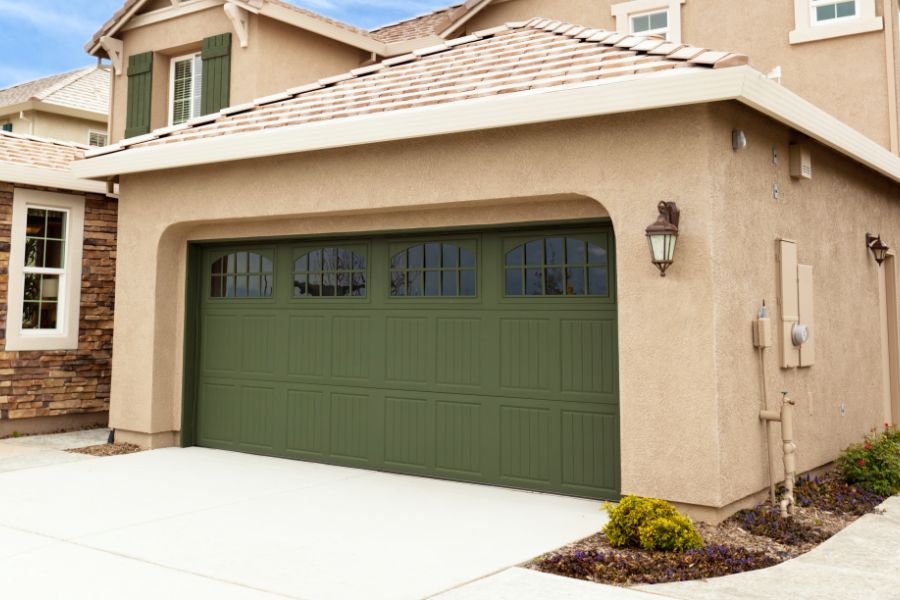 Looking for reliable garage door repair in Leesburg, VA?